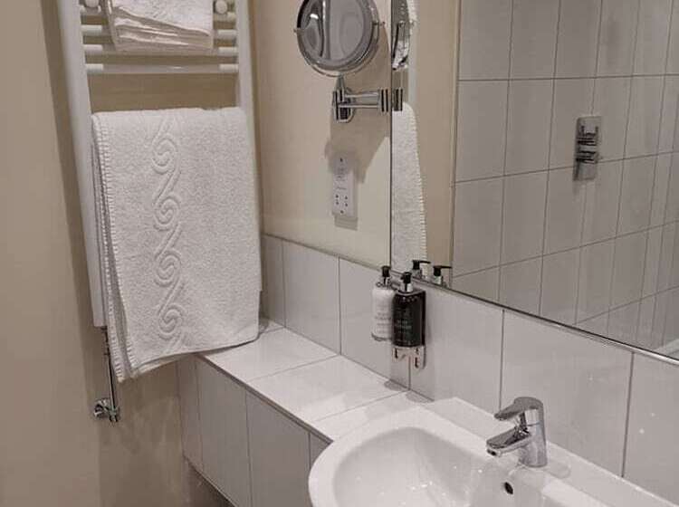 Номер Стандарт, Best Western The Crianlarich