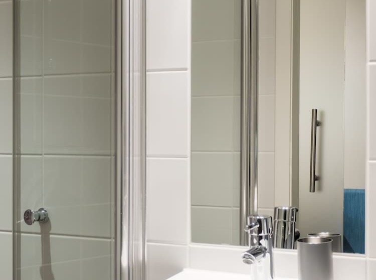 اتاق استاندارد یک نفره, Finn Apartments