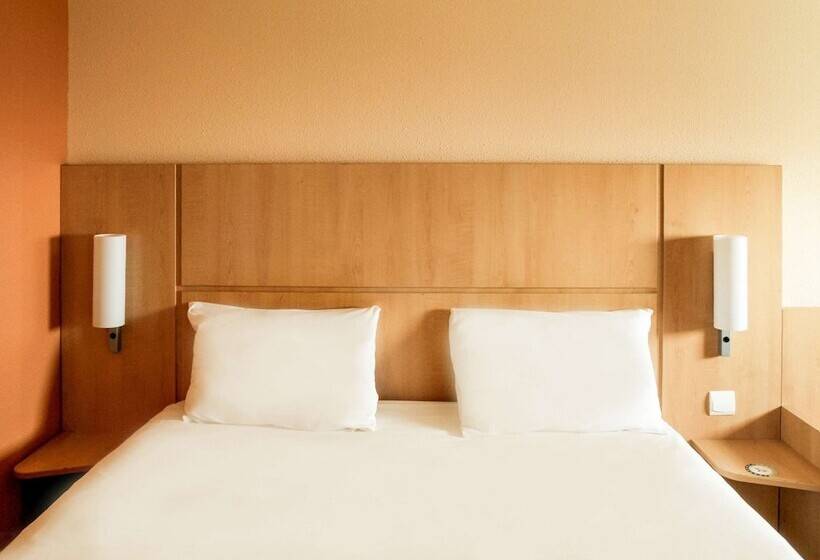 اتاق استاندارد با تخت دوبل, Ibis Constantine