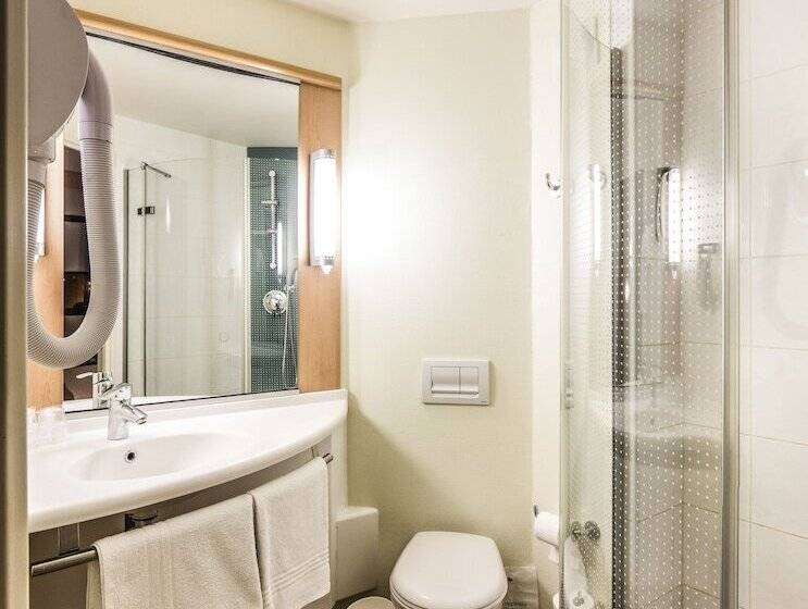 Номер Стандарт Двуспальная Кровать, Ibis Constantine