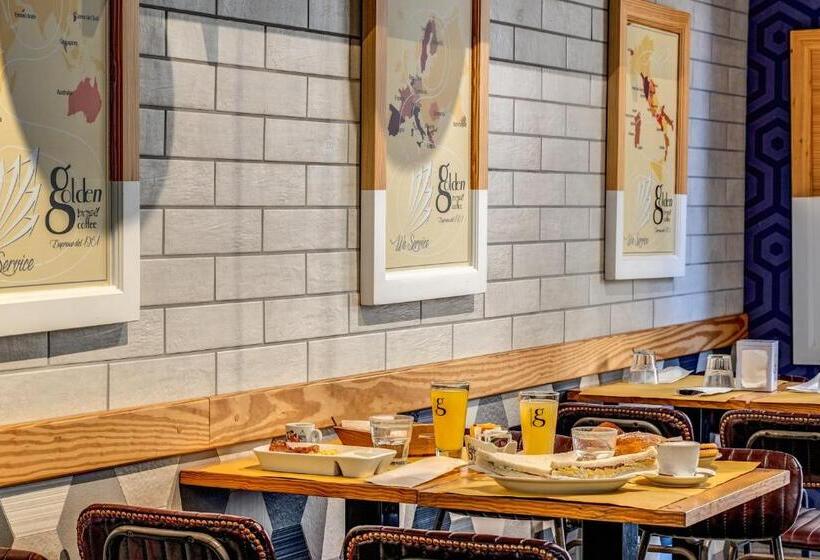 חדר סטנדרט לשלושה, Labelle