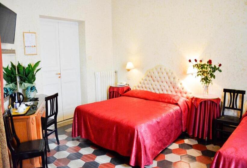 חדר משפחתי, Labelle