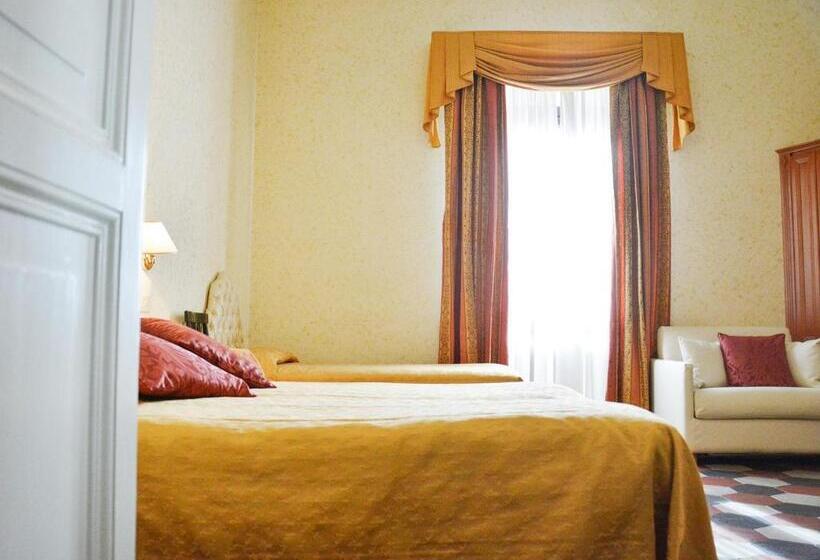 חדר משפחתי, Labelle