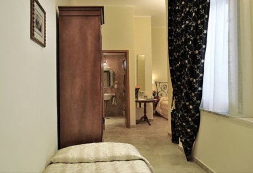 اتاق استاندارد سه نفره, Le Clarisse Al Pantheon