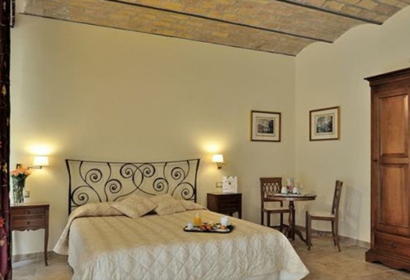 اتاق استاندارد سه نفره, Le Clarisse Al Pantheon