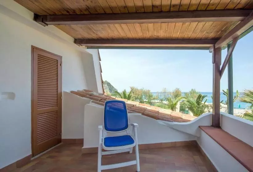 海の見える１ベッドルームアパートメント, Le Roccette Mare Beach Hotel & Restaurant