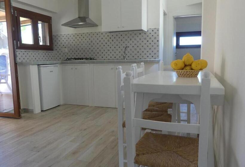 شقة غرفة واحدة مطلة على البحر, Le Roccette Mare Beach Hotel & Restaurant