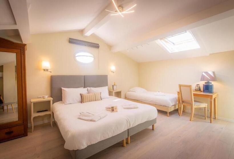 家庭间, Les Armoiries