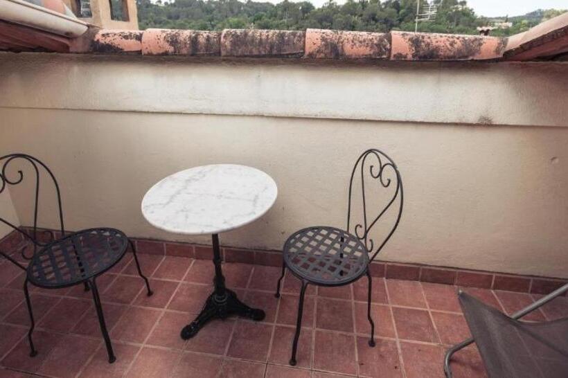 经典单人间, Les Armoiries