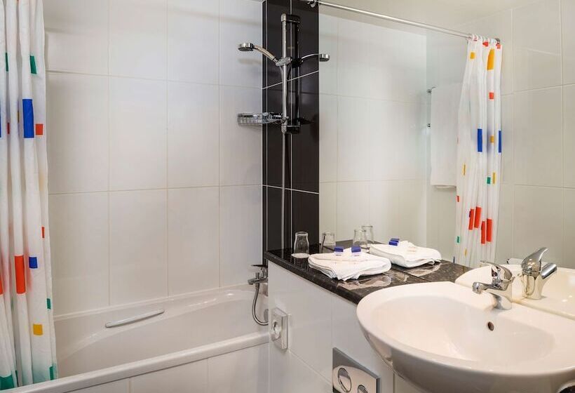 חדר סטנדרט נוף לים, Park Inn By Radisson Palace