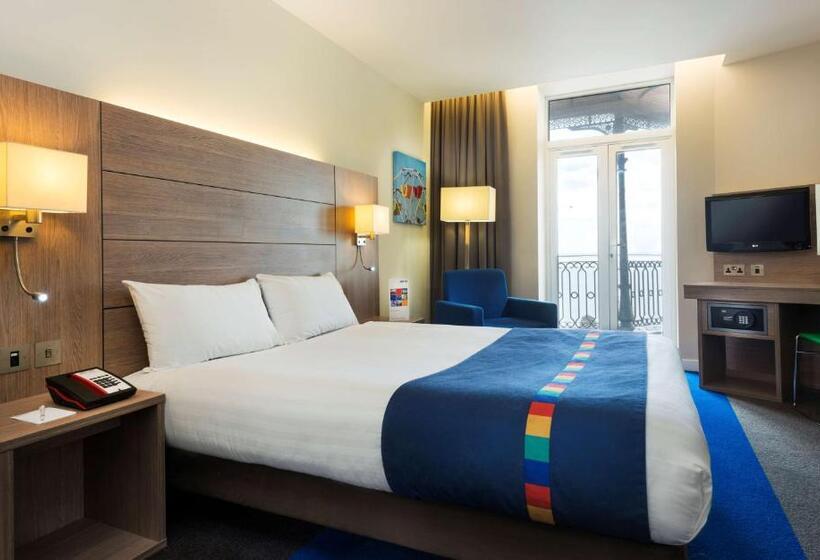 ファミリールーム, Park Inn By Radisson Palace