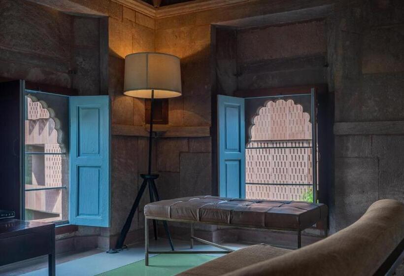 סוויטה, Raas Jodhpur