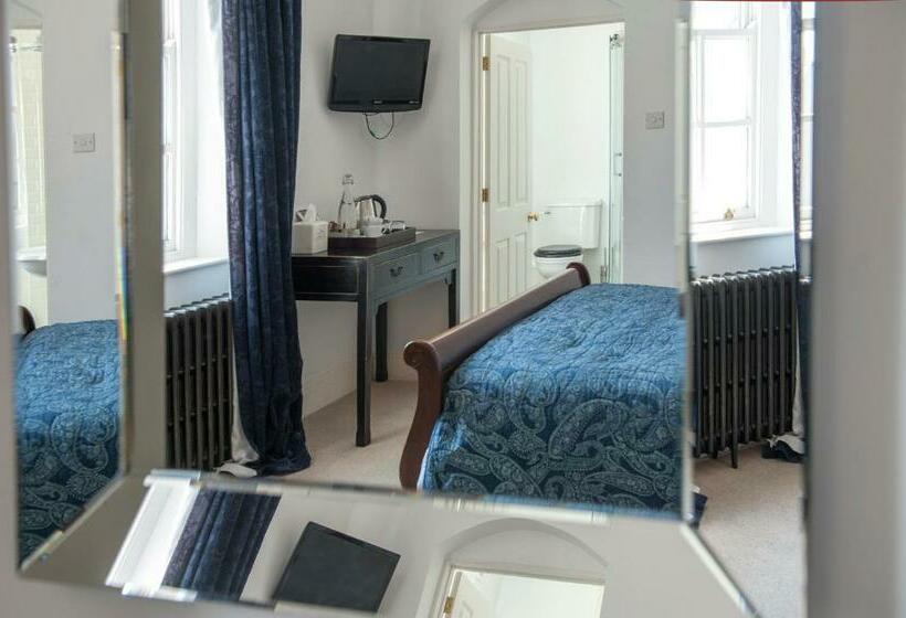 Классический Номер, The Bridge House