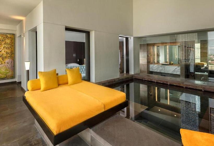 디럭스 룸, The Lodhi – A Member Of The Leading Hotels Of The World