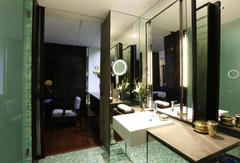 Люкс с Террасой, The Lodhi – A Member Of The Leading Hotels Of The World