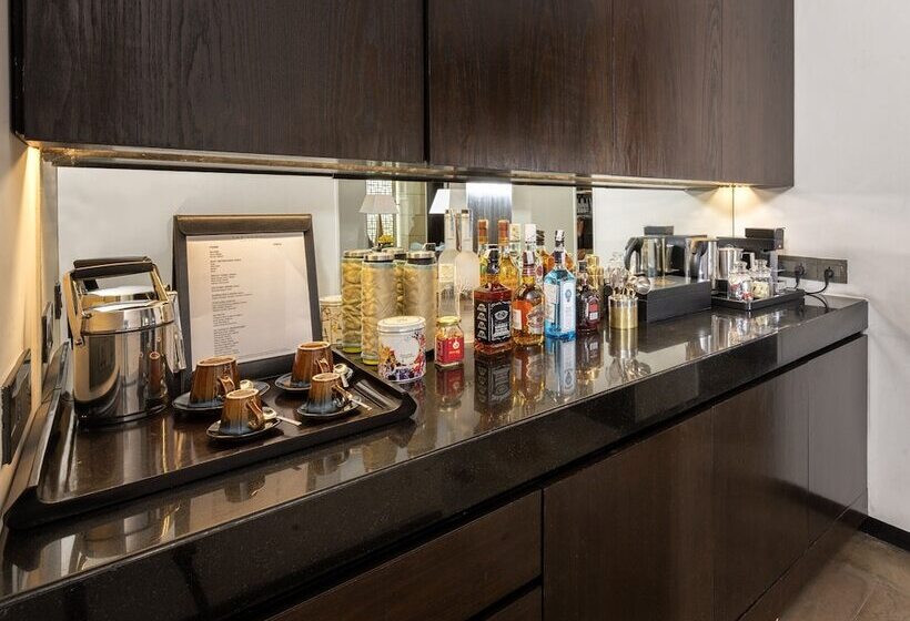 Люкс с Бассейном, The Lodhi – A Member Of The Leading Hotels Of The World