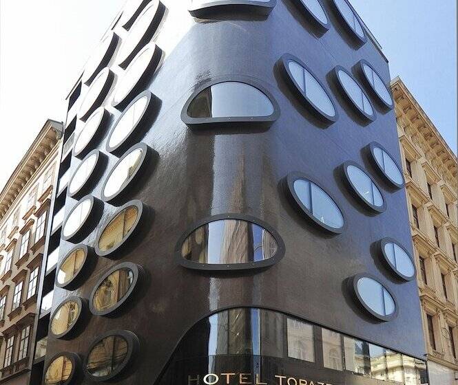 豪华房间, Topazz & Lamée