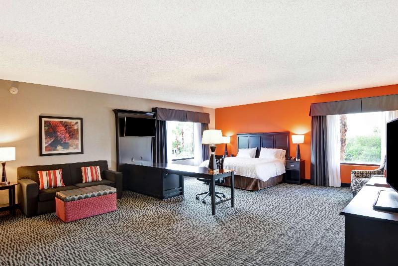 高级大房间, Topazz & Lamée