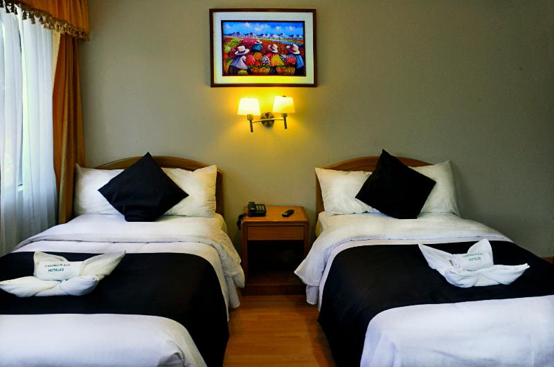 豪华房间, Topazz & Lamée