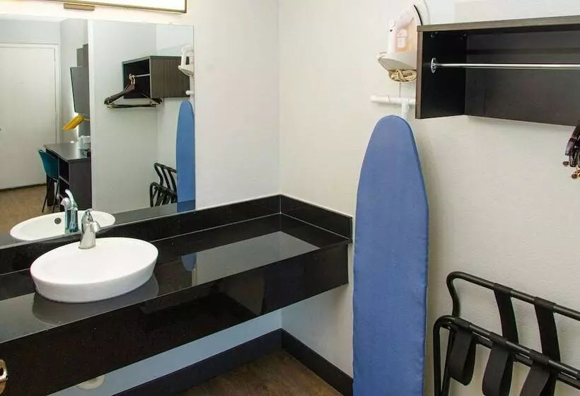 身障者適用スタンダードルーム, Motel 6 Lantana West Palm Beach, Fl