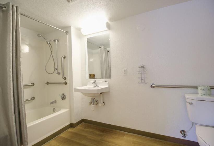 Номер Стандарт Адаптированный для Инвалидов, Motel 6 Lantana West Palm Beach, Fl