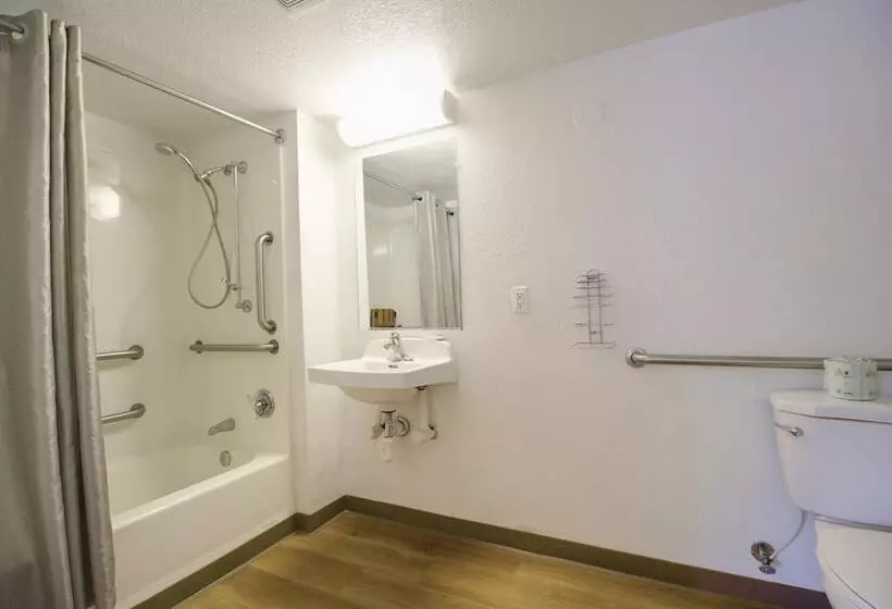身障者適用スタンダードルーム, Motel 6 Lantana West Palm Beach, Fl