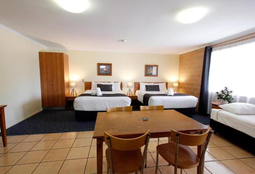 استودیو خانوادگی, Windmill Motel & Events Centre