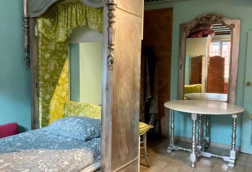 جناح, House Le Prince D Anvers