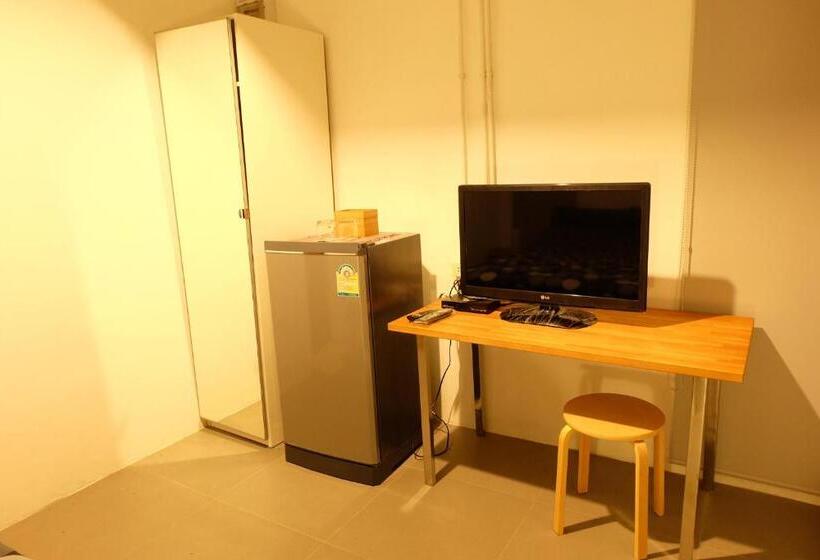 标准平房, Rivercreek Estate