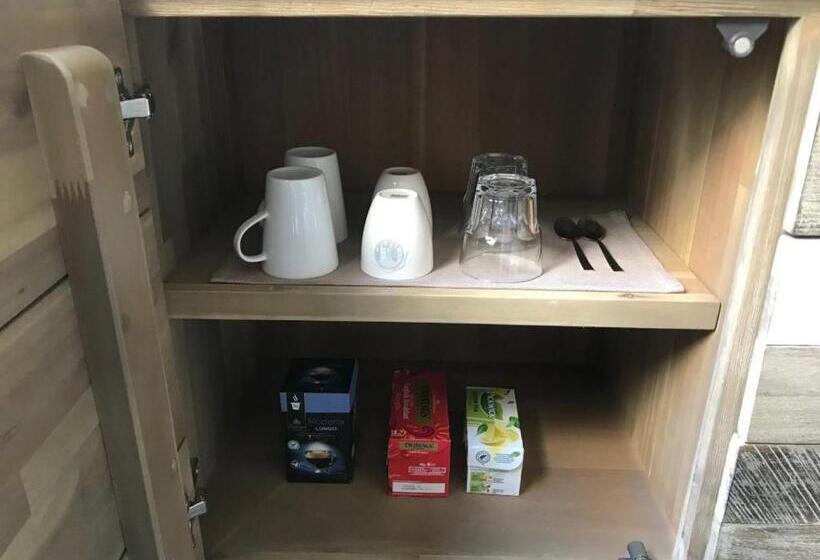 اتاق لوکس, Villa Yburg