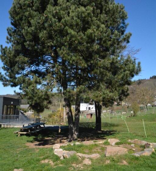 غرفة قياسية ثلاثية, Le Fagotin   Youth Hostel