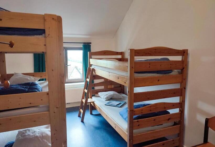 غرفة عائلية, Le Fagotin   Youth Hostel