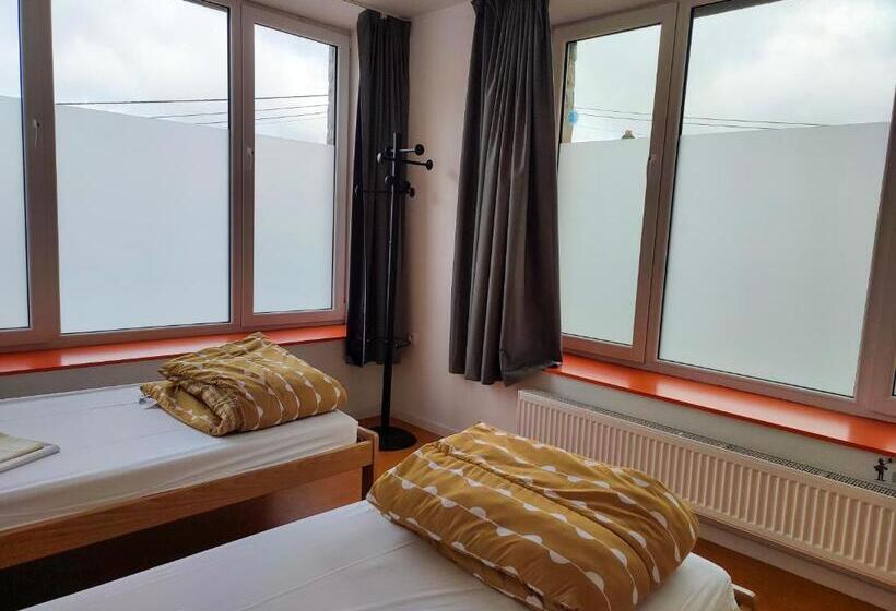 غرفة قياسية, Le Fagotin   Youth Hostel