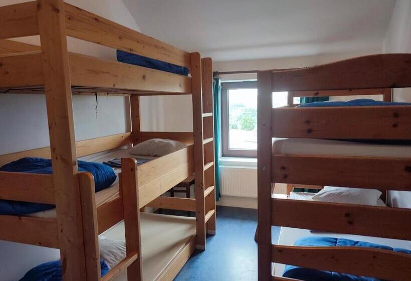 غرفة عائلية, Le Fagotin   Youth Hostel