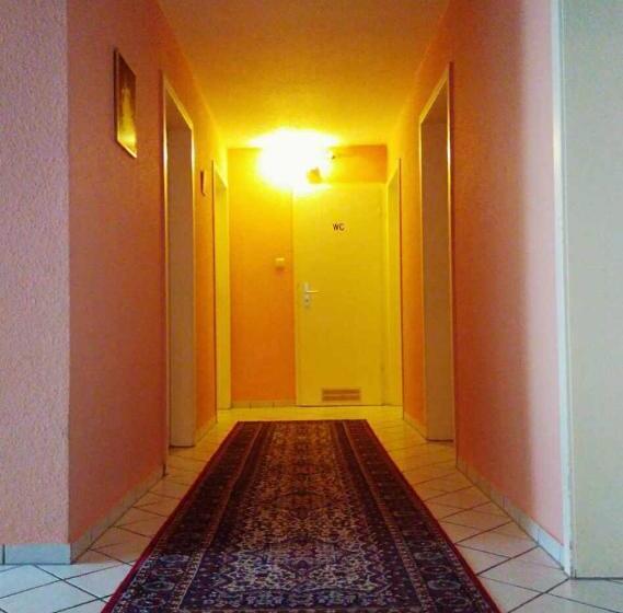 Номер Стандарт Индивидуальный, Yans