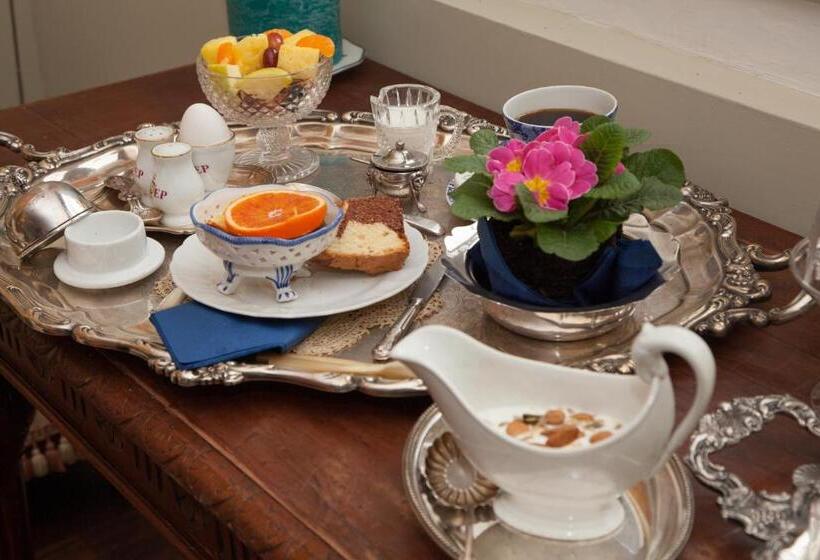 سوییت, Villa Di Malpasso