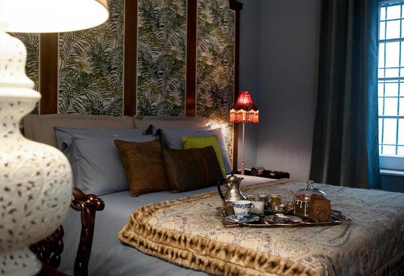 اتاق لوکس, Villa Di Malpasso