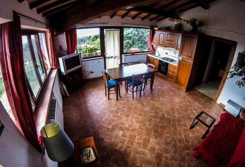 דירה בת חדר שינה 1 עם מרפסת, Villa Enli