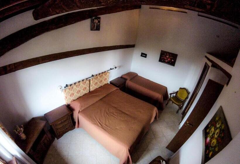 דירה בת חדר שינה 1 עם מרפסת, Villa Enli