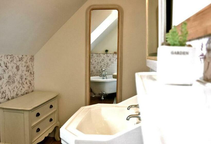 חדר סטנדרט, La Passerelle Des Corton B&b