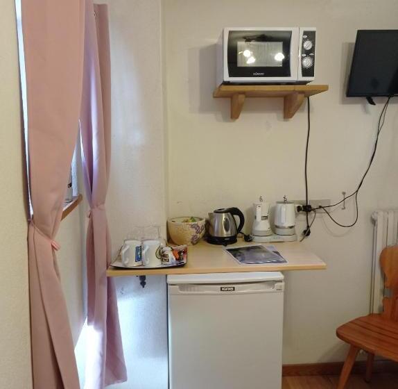 标准间, Canton 520 Camera Matrimoniale E Appartamento Self Check In