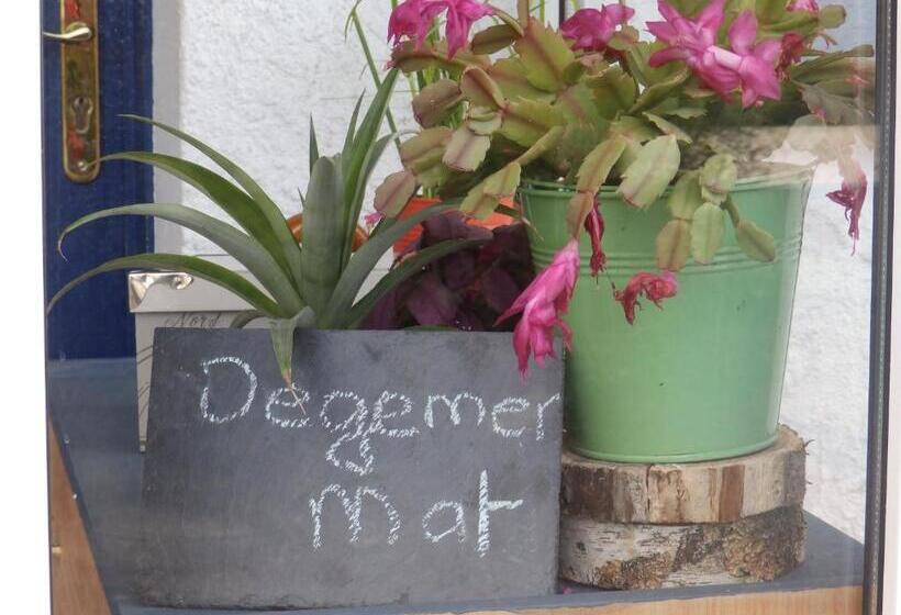 اتاق استاندارد, Chez Jak Et Laurent