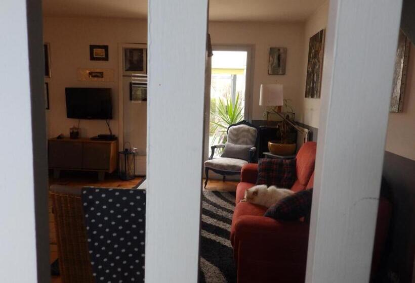 اتاق استاندارد, Chez Jak Et Laurent