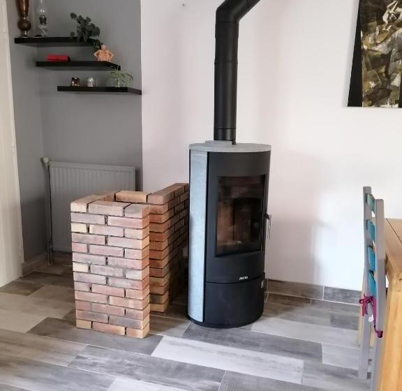 خانه 1 خوابه, Chez Jak Et Laurent