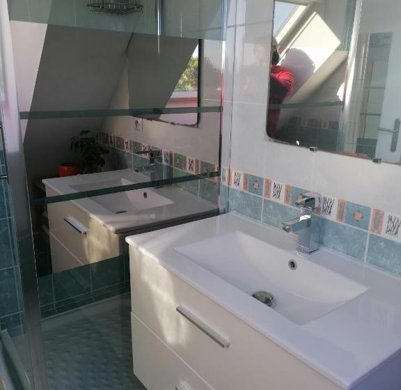 خانه 1 خوابه, Chez Jak Et Laurent