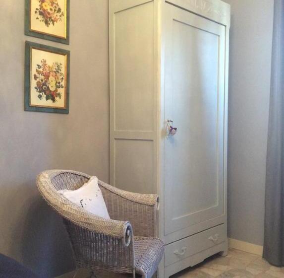 标准单人间共用浴室, B&b San Valerio