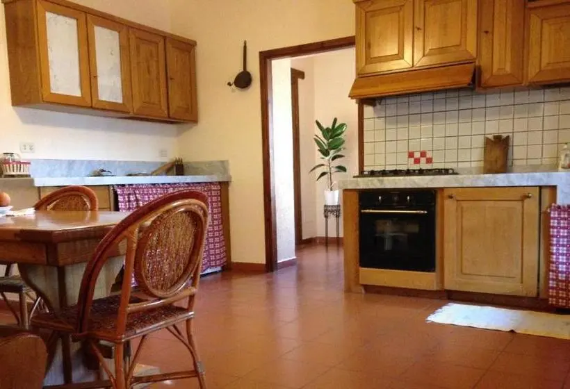 1 Bedroom Penthouse Apartment, Agriturismo Del Pigato   Bio Vio