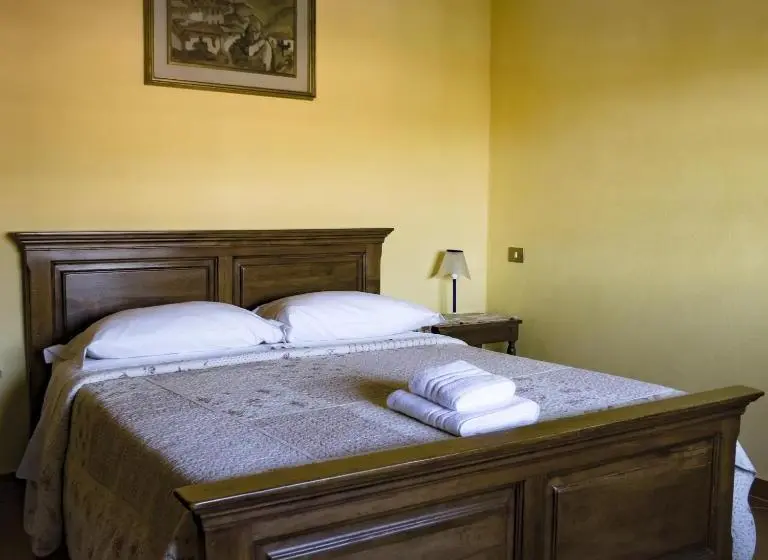 1 Bedroom Penthouse Apartment, Agriturismo Del Pigato   Bio Vio