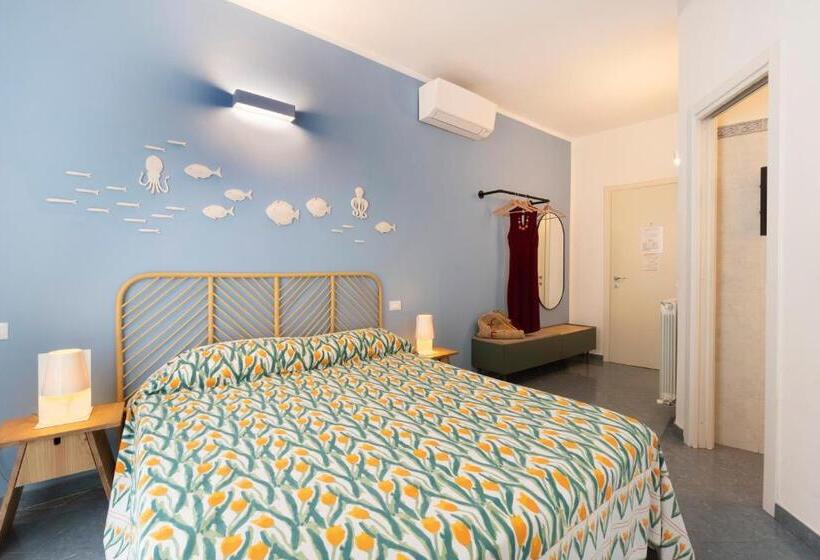 Quarto Deluxe com Sacada, Ca De Gianchi   Verdeblù