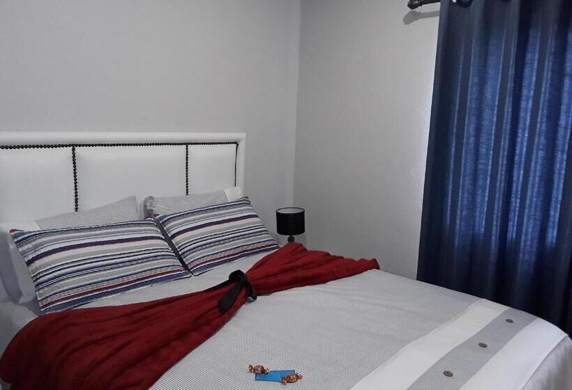 Номер Deluxe, Ibis Nest